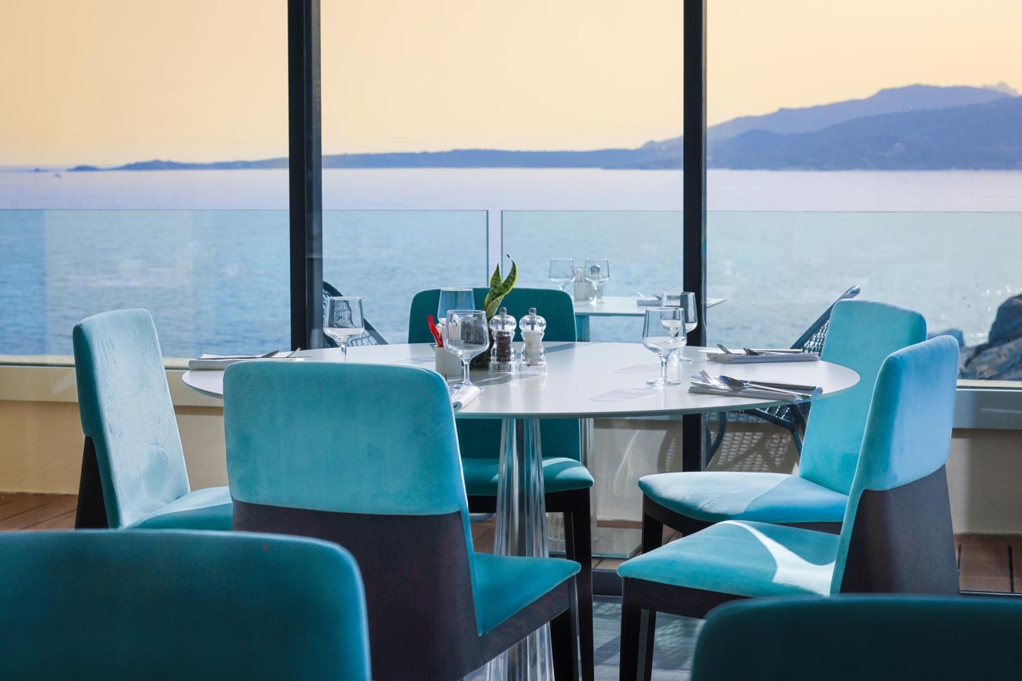 Hotel Saint Christophe Calvi  Bagian luar foto