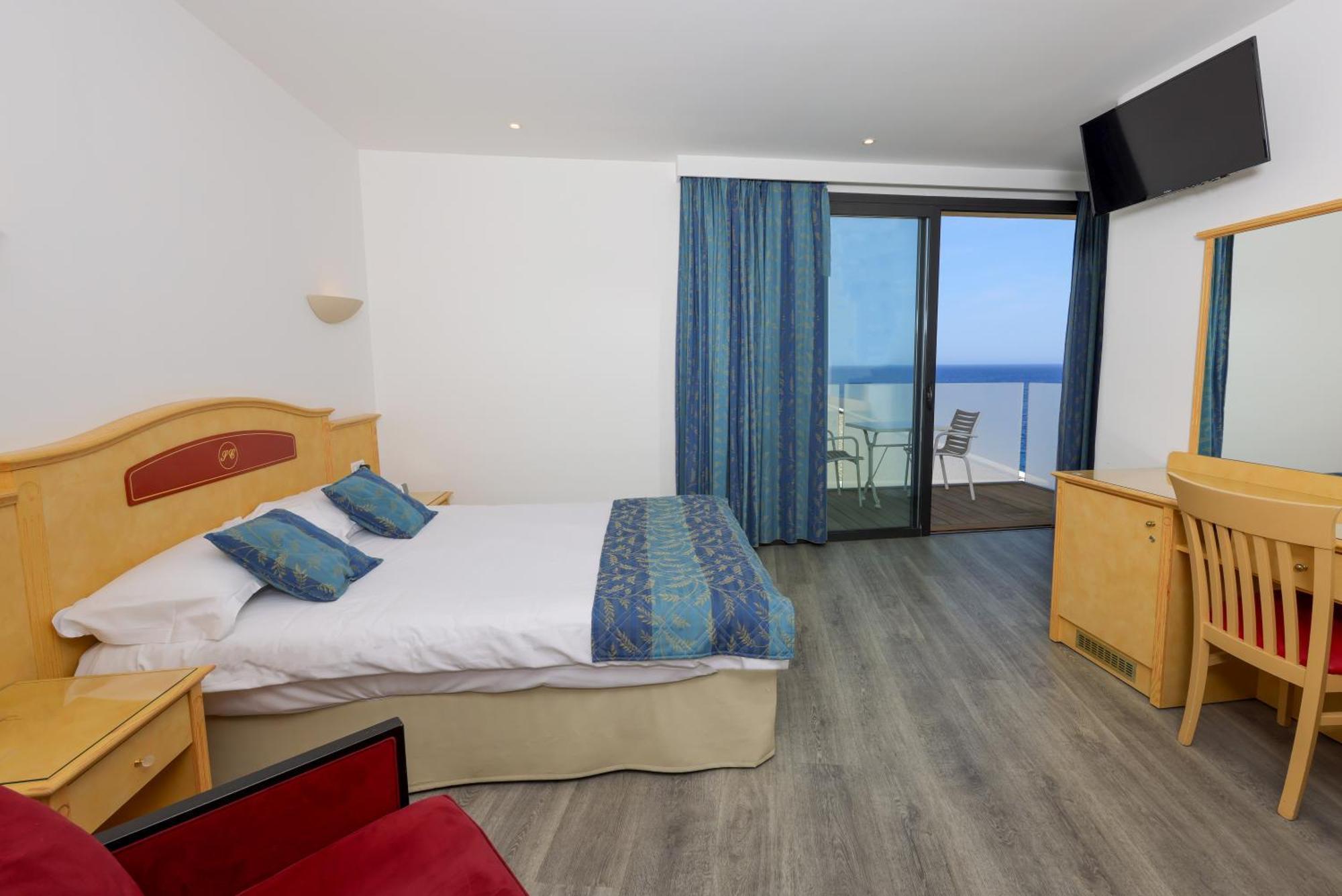 Hotel Saint Christophe Calvi  Bagian luar foto