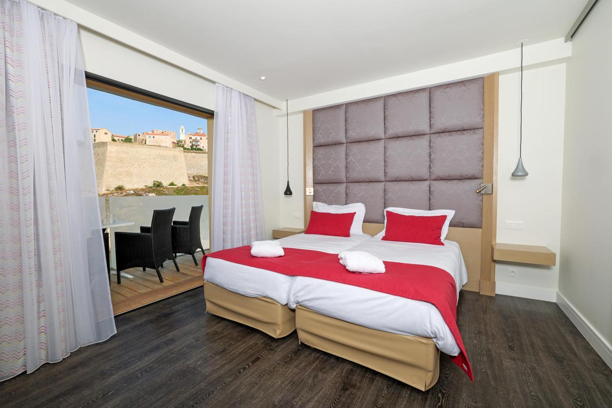 Hotel Saint Christophe Calvi  Bagian luar foto
