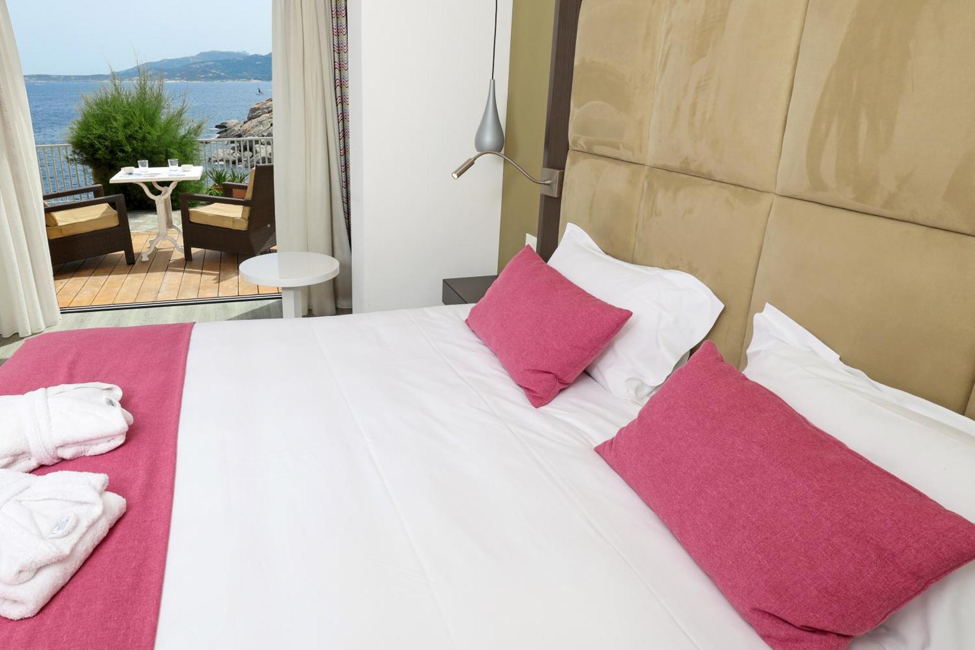 Hotel Saint Christophe Calvi  Bagian luar foto