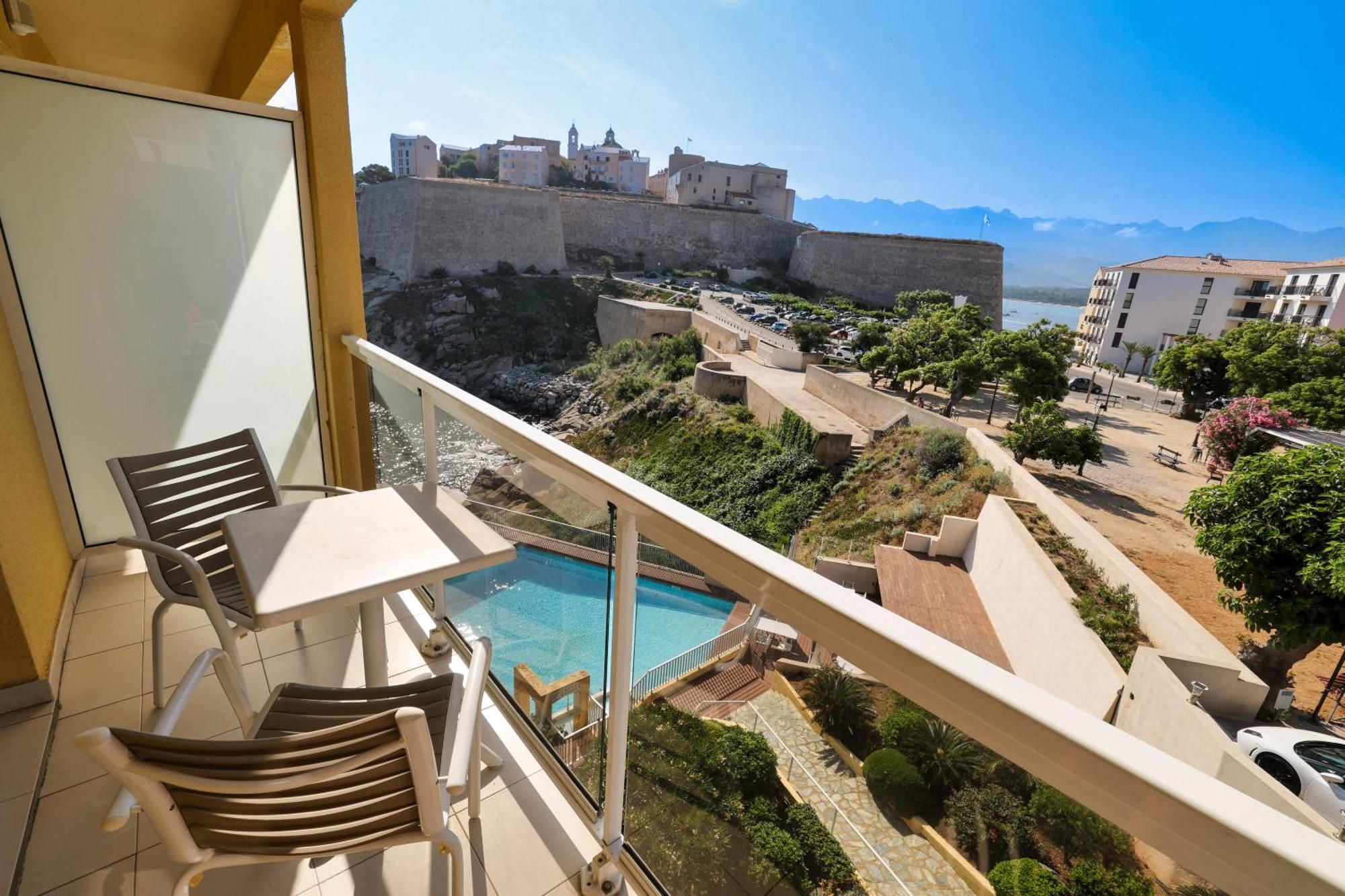 Hotel Saint Christophe Calvi  Bagian luar foto